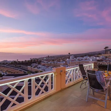 109 Penthouse , Incredible View, Marco Apartahotel